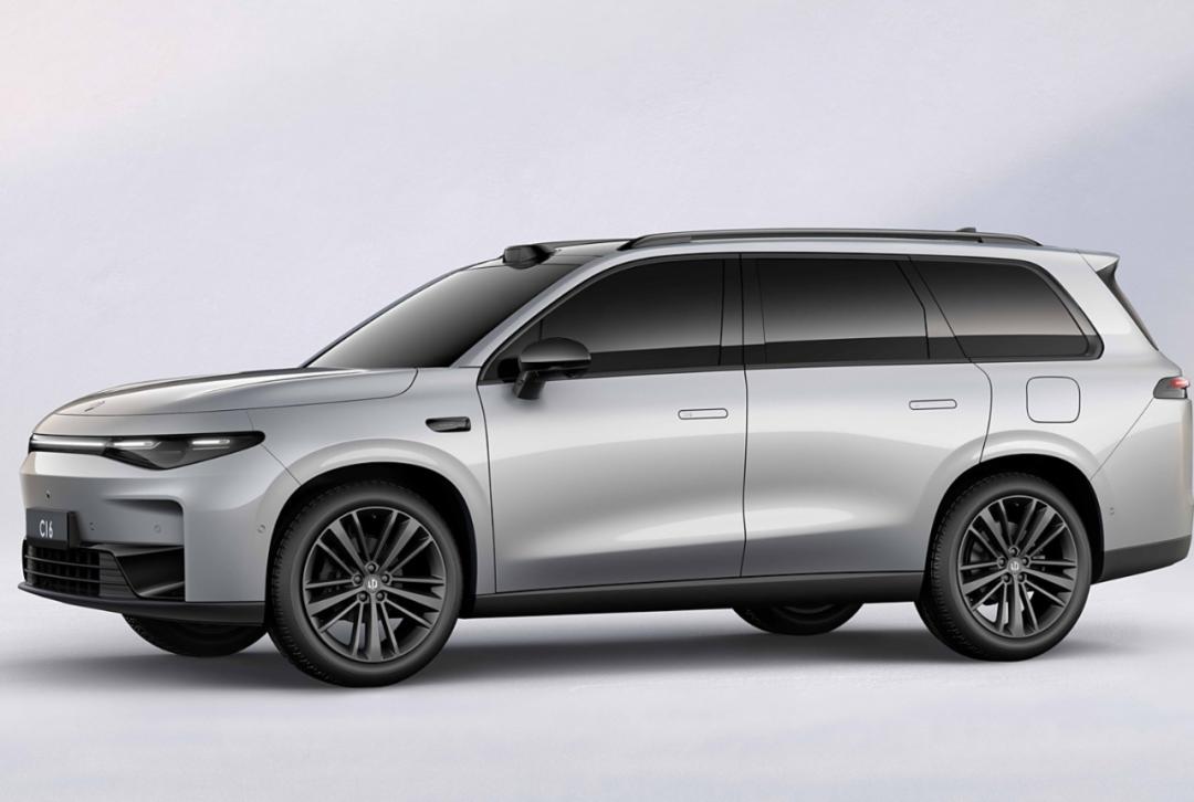 续航长+大空间,这几款中大型SUV,堪称返程利器