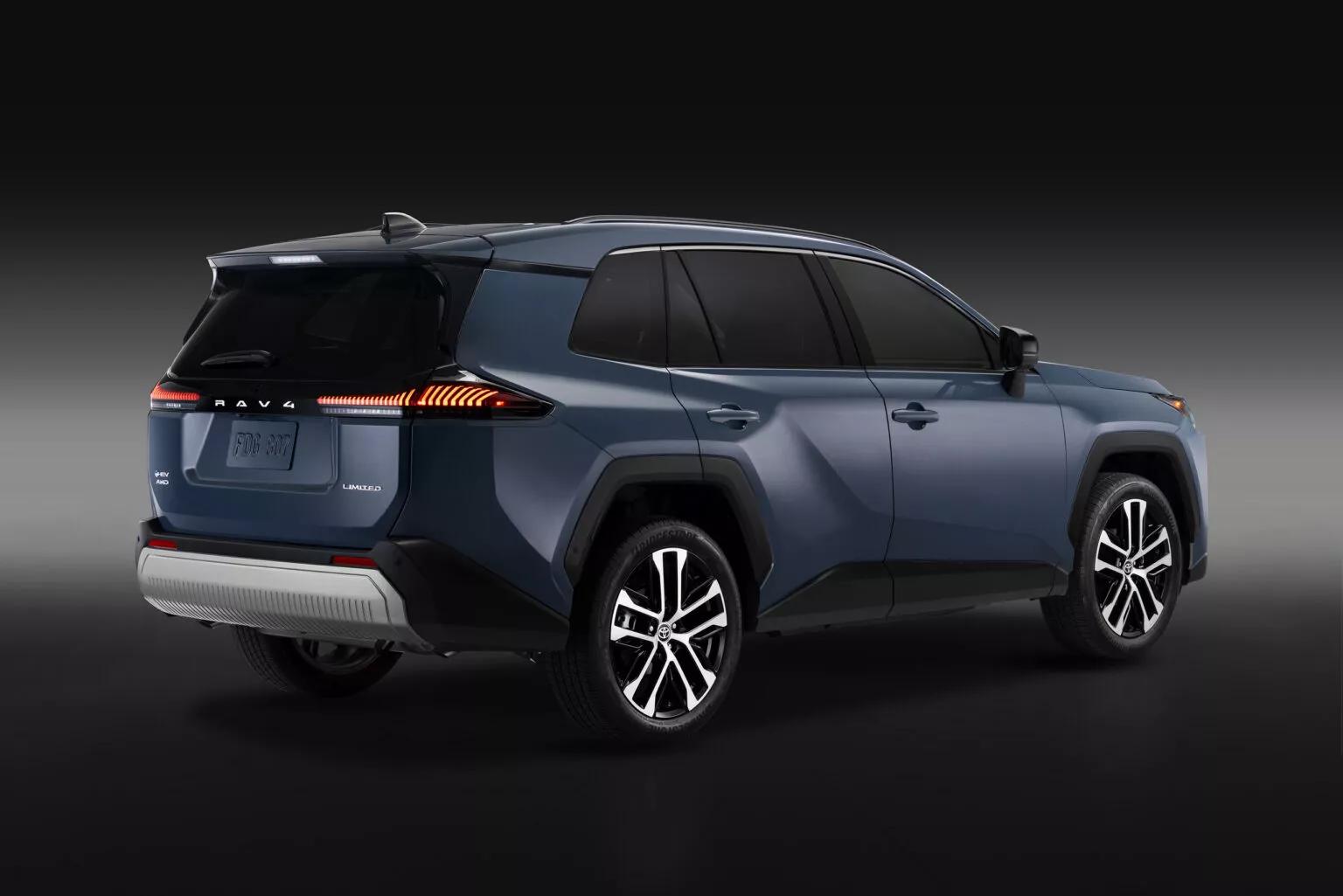 三种外观风格、两种动力版本,全新丰田RAV4发布