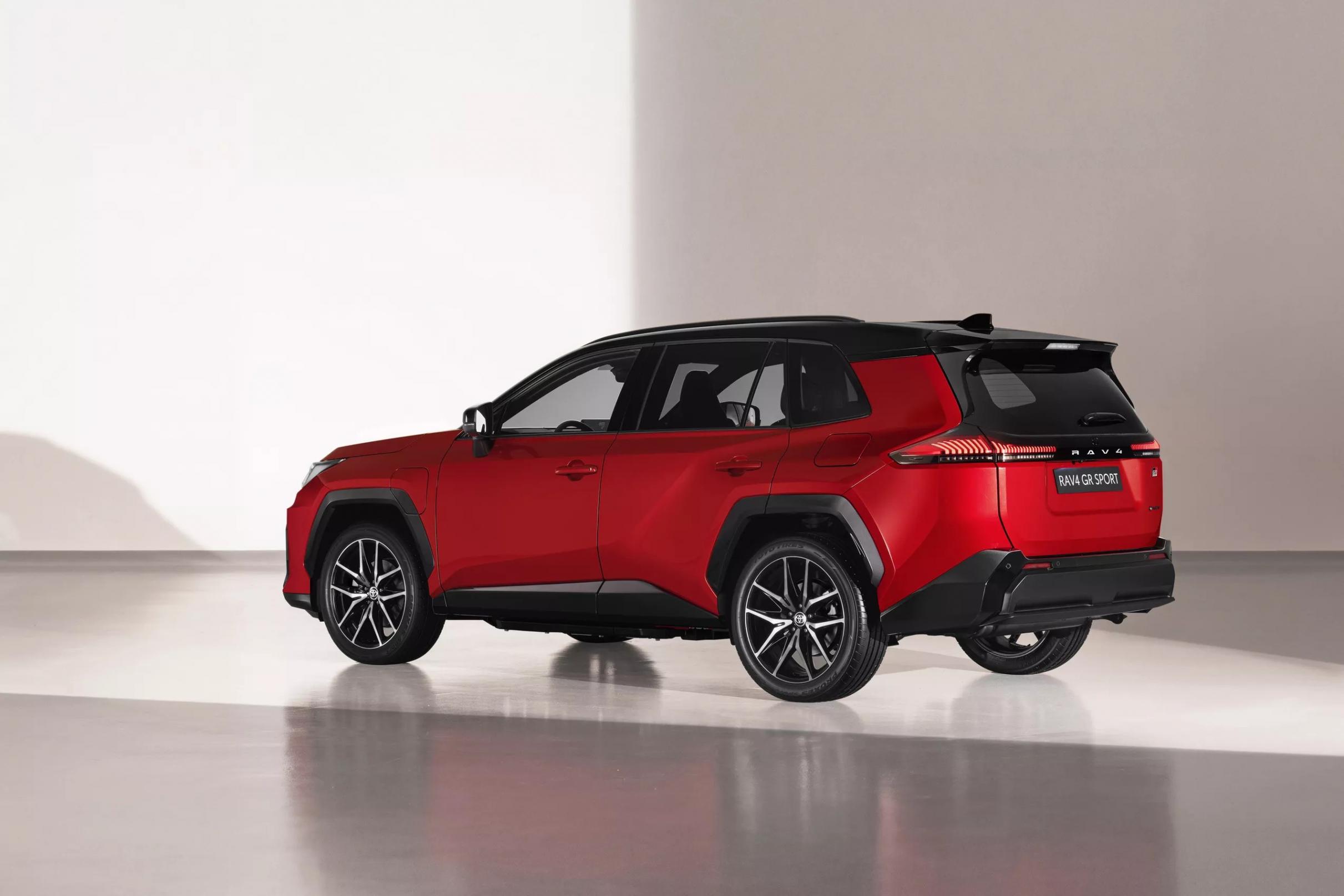 三种外形可选 全新一代丰田RAV4发布 混动/插混全都有
