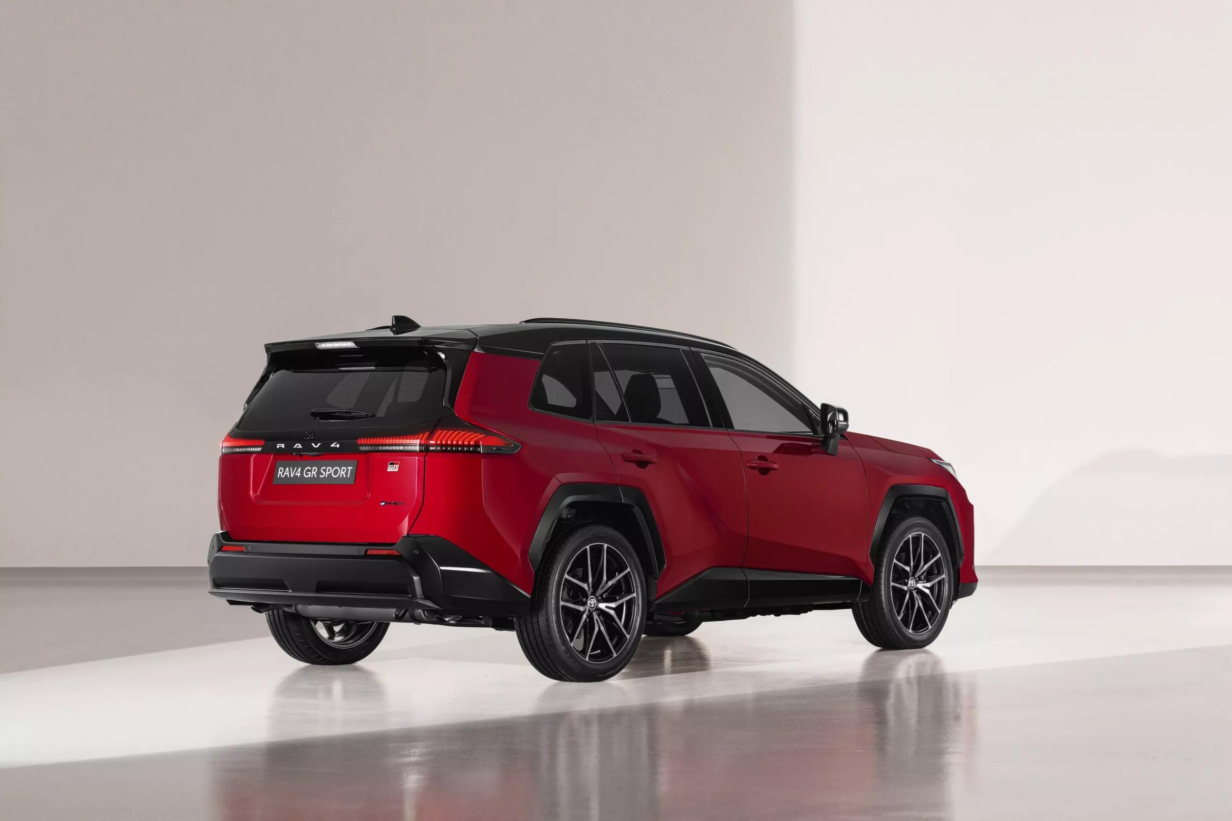 三种外形可选 全新一代丰田RAV4发布 混动/插混全都有