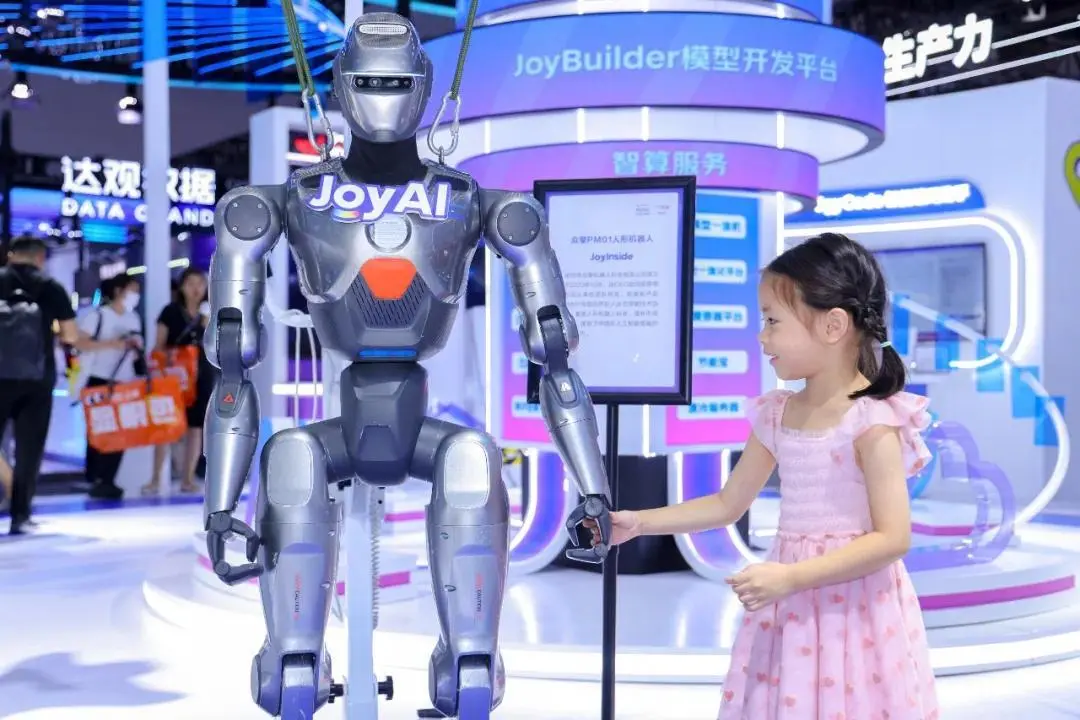 从高情商机器人到开源Agent，解密京东JoyAI背后最强场景王牌