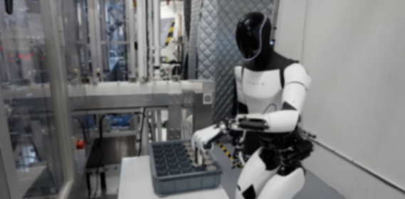 被嘲像&ldquo;爷爷&rdquo;的机器人背后，这一行业以半价推动11倍增长