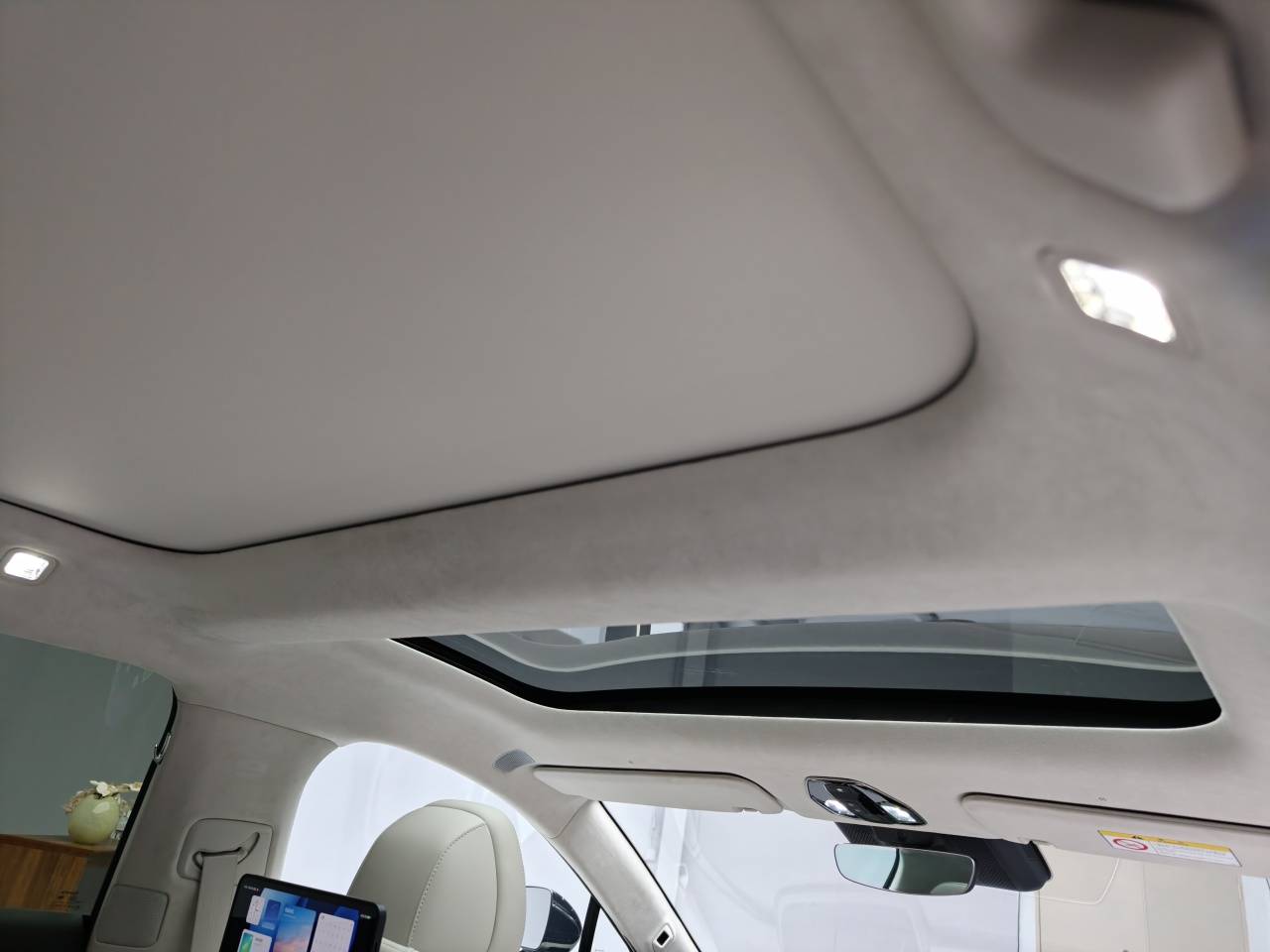 实拍解析广汽丰田铂智7:为什么你可以买一辆丰田电动车?