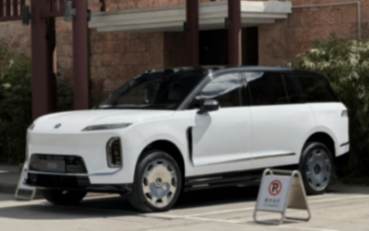 蔚来ES9租电39万起,旗舰SUV,来抢MPV市场